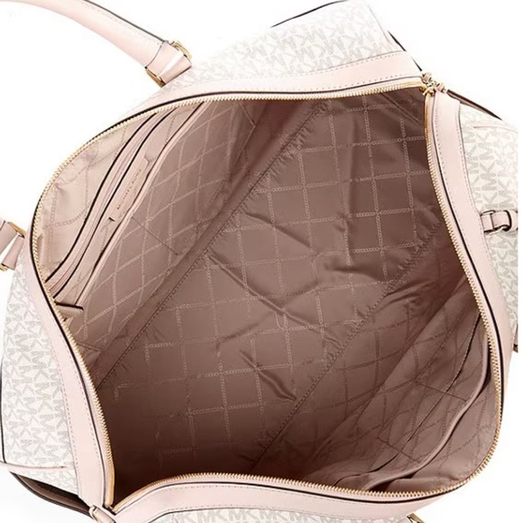 NWT Mk Light Pink Signature Logo Canvas Travel Bag - Picture 6 of 7